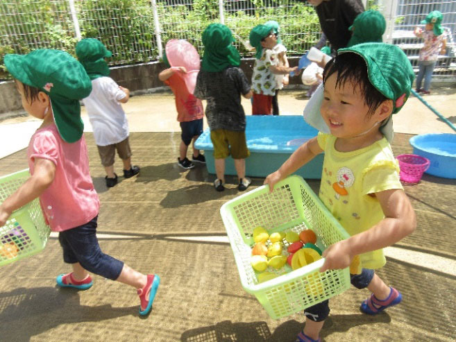 7月の水遊び〈全クラス〉