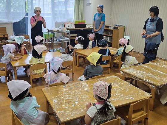 フルーツゼリーづくり〈ひつじ組:3歳児〉