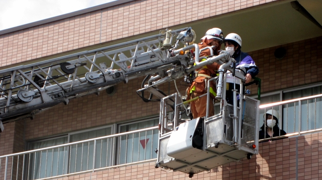 地域合同防災訓練 はしご車訓練