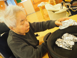 ホットプレートで「焼き芋」♪