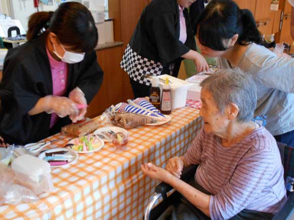 「夏のお楽しみ会」が行われました。