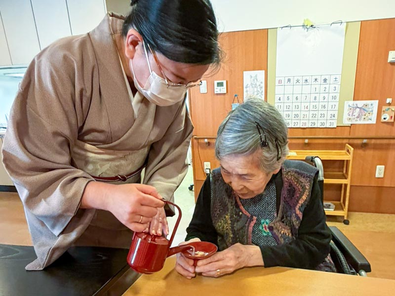 新年福笑い行事