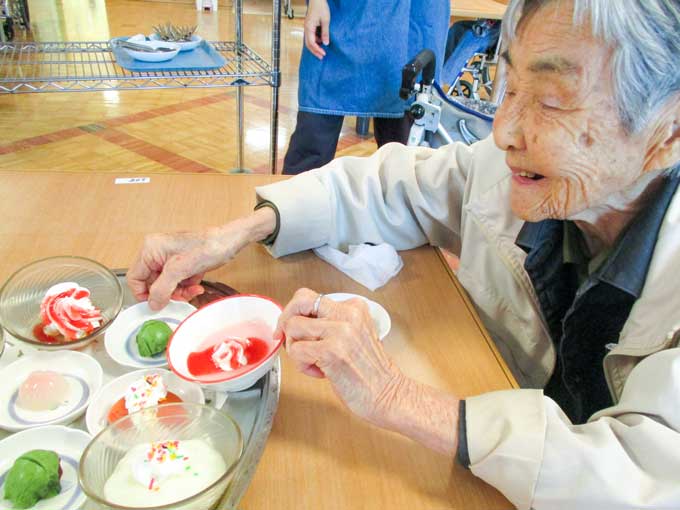 スイーツバイキング〈特養〉