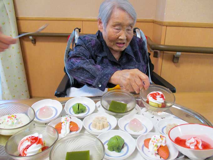 スイーツバイキング〈特養〉