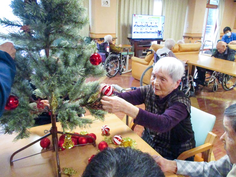 クリスマスの飾りつけ