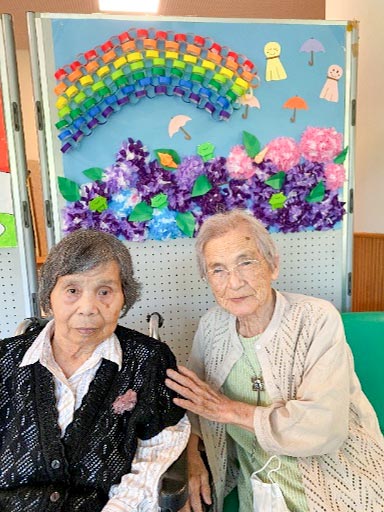 6月の壁画作成〈はぎまデイサービス〉