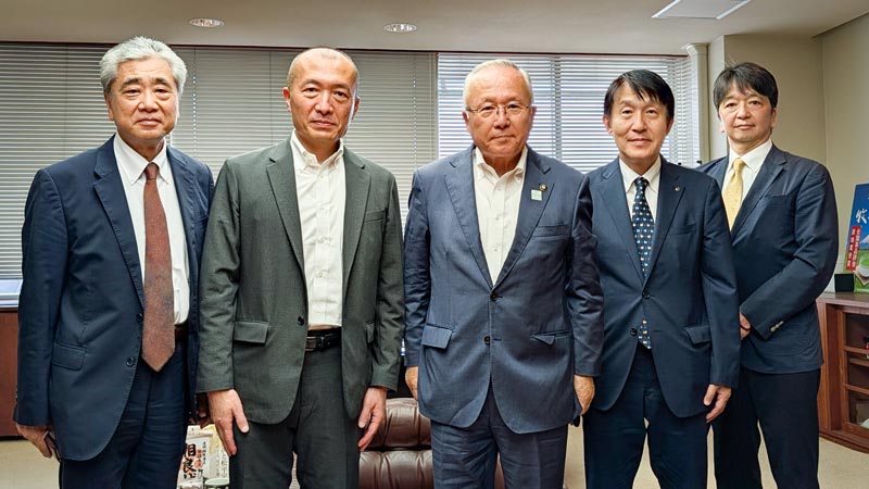 理事長、牧之原市役所へ挨拶に行く!!